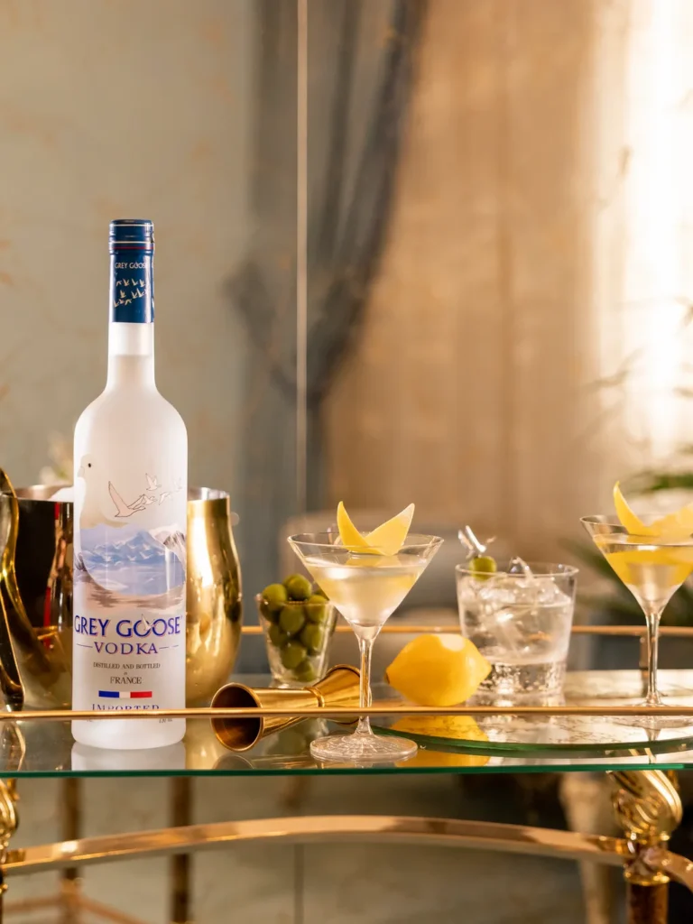 Rượu Vodka Có Ngâm Được Không? Những Lý Do Và Cách Thưởng Thức Rượu Vodka Ngâm